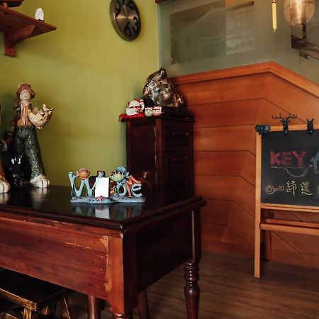 Jia Lin Homestay Donggang Bagian luar foto